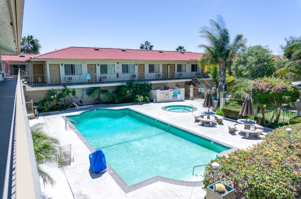 California Suites Hotel San Diego Exterior foto